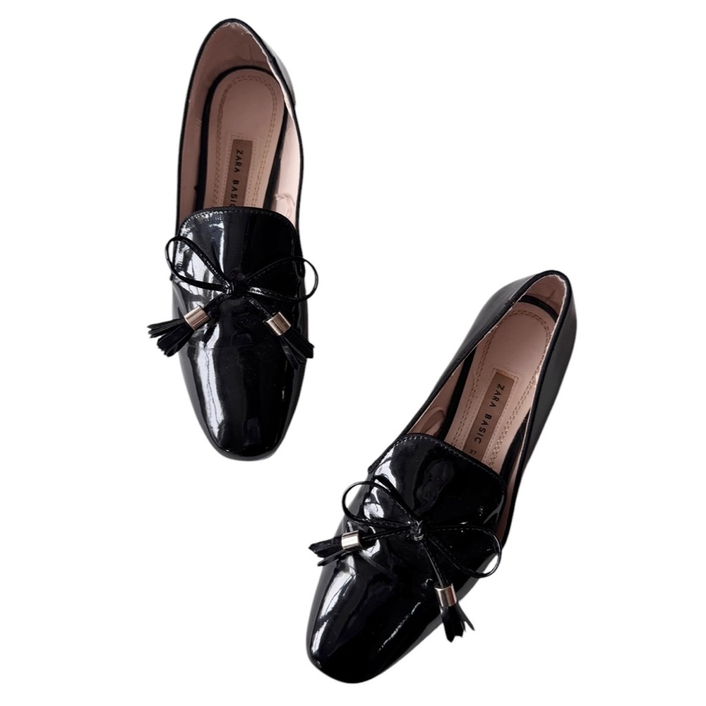 Zara Tasseled Patent Loafers with Bow